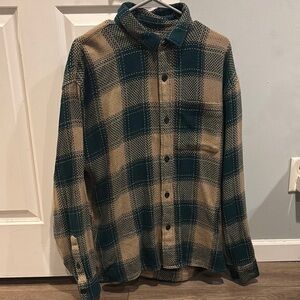 Abercrombie & Fitch Men’s Plaid Green and Tan Flannel